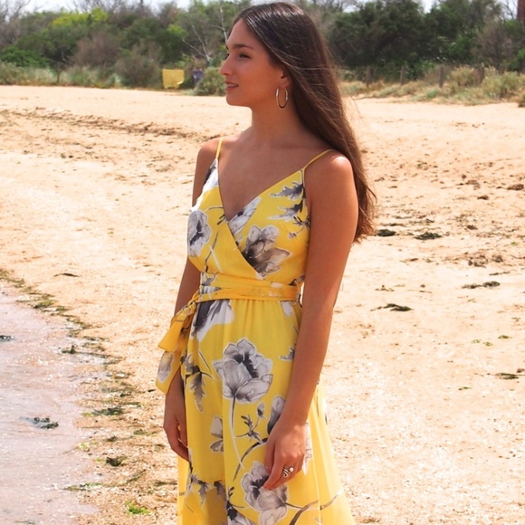 Witchery | Dresses | Witchery Yellow 